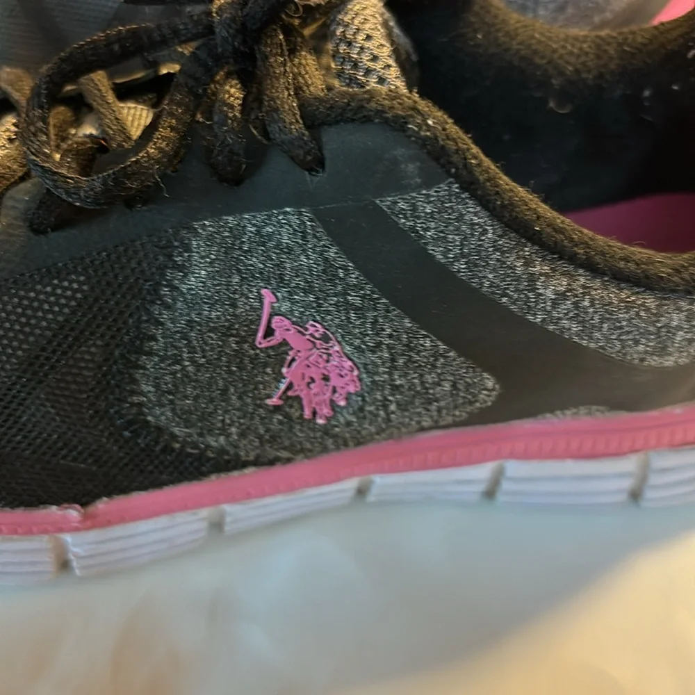 US Polo Association athletic shoes black, grey, pink and white size 7 1/2